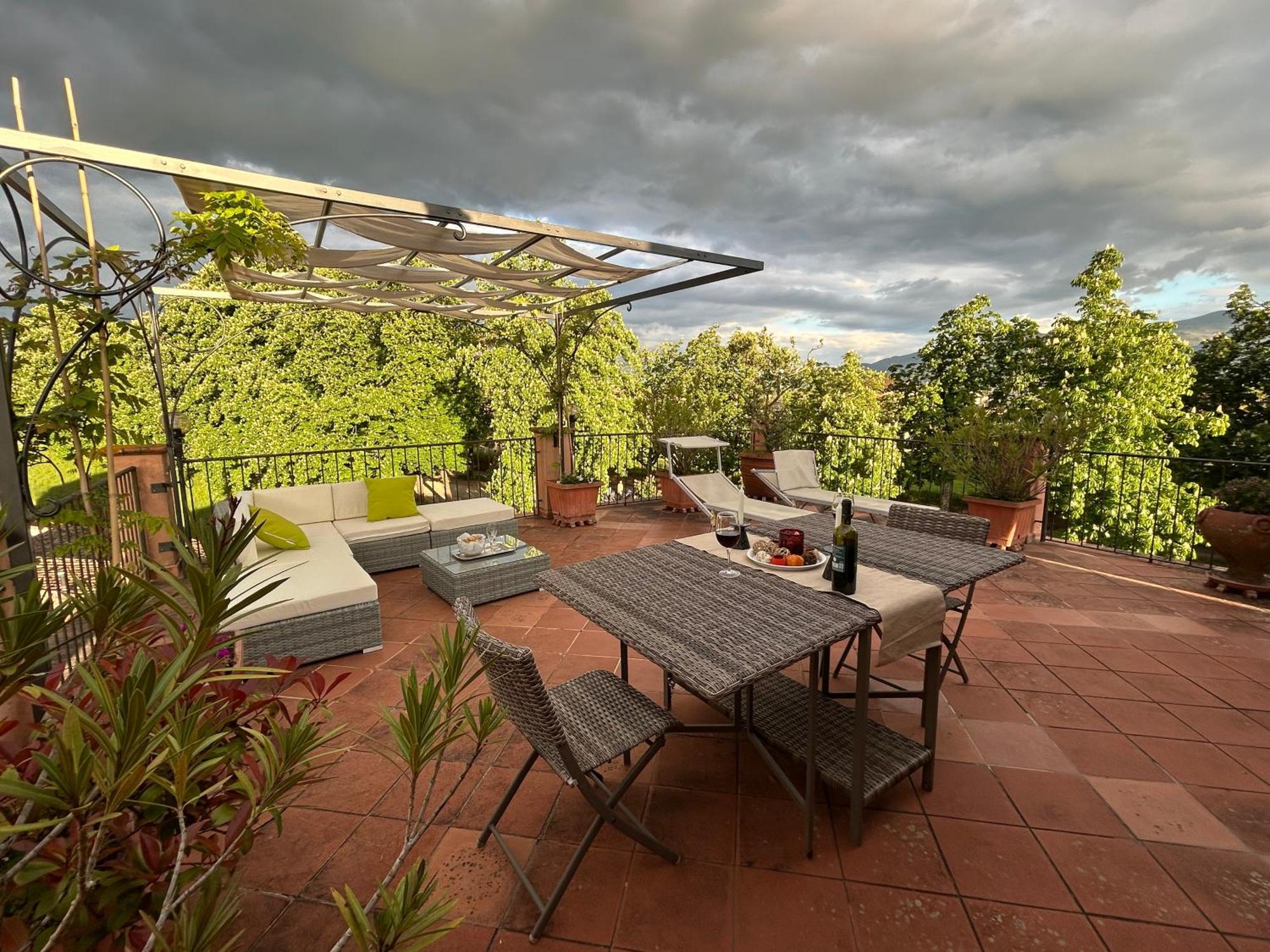 La Terrazza Fra Le Torri Lucca Exterior foto
