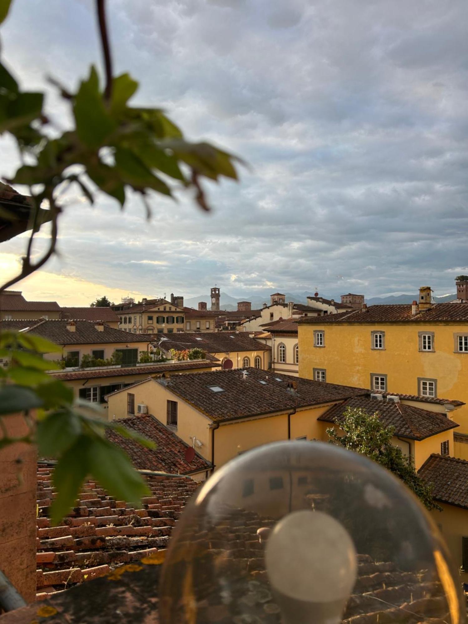 La Terrazza Fra Le Torri Lucca Exterior foto