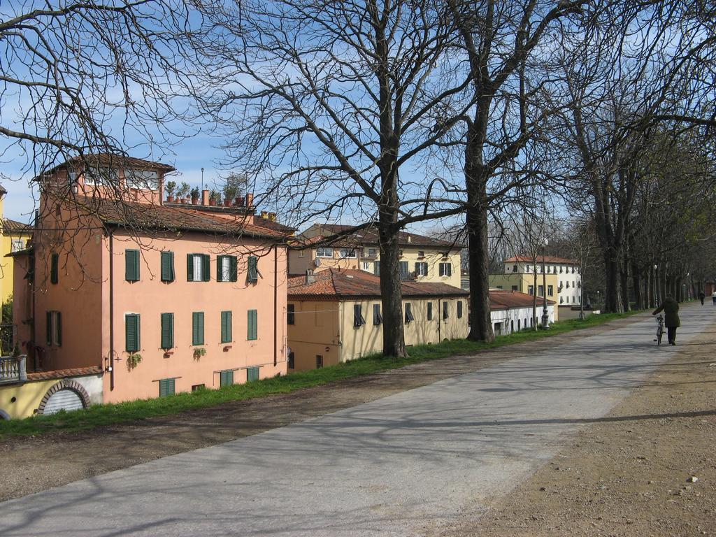 La Terrazza Fra Le Torri Lucca Exterior foto